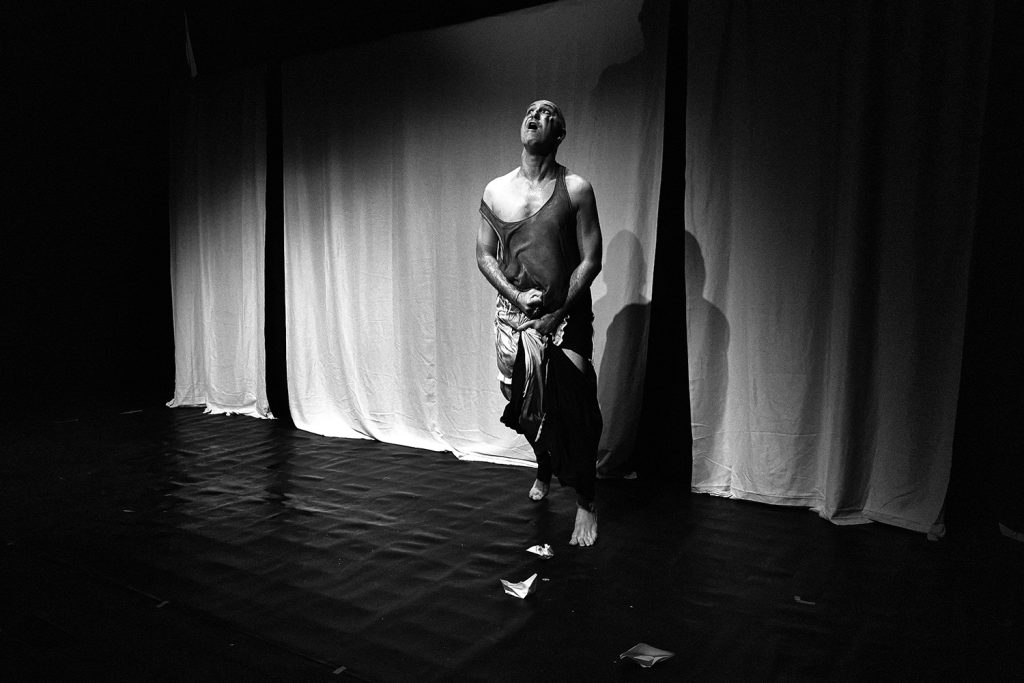 DIDO Brighton Fringe performance image